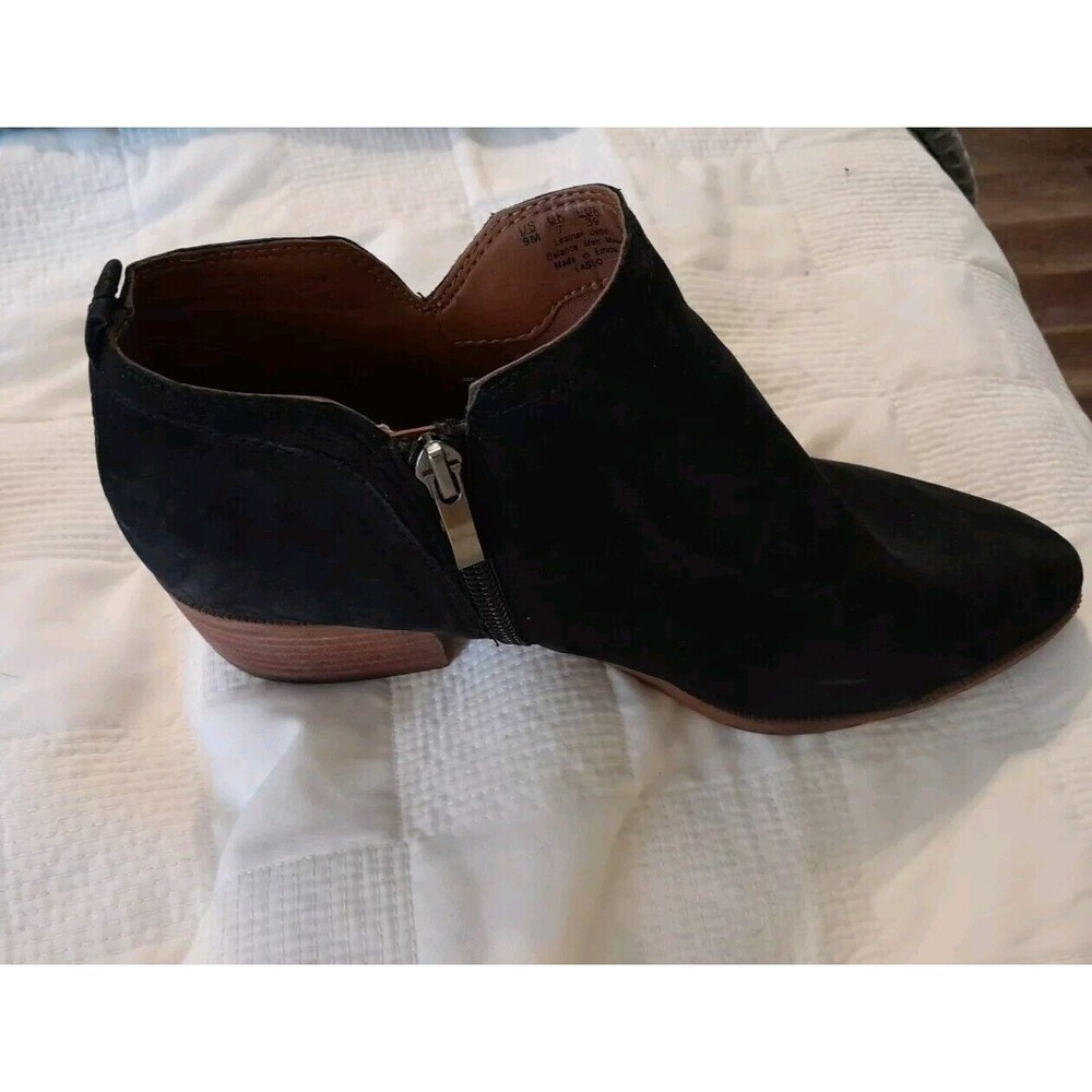 Franco Sarto Dale 1.5" Heel Ankle Bootie Black Suede Size 9M  Leather Zip Up